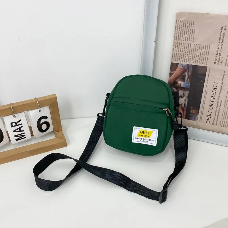 Torebki damskie crossbody, modne torebki na ramię, damskie nylonowe mini torebki wiosenne, torebki damskie crossbody.