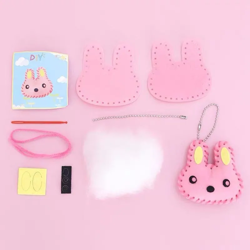 5 ชิ้นผ้าไม่ทอสัตว์สีชมพูกระเป๋าพวงกุญแจ DIY ทําด้วยมือของเล่นเด็กเด็กวันเกิดเครื่องประดับศิลปะหัตถกรรมชุดของขวัญ