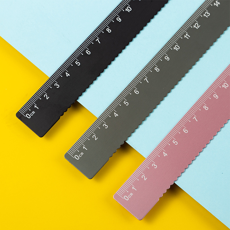 Алюминиевая линейка 15 см с волнистым краем — легкий металлический измерительный инструмент для студентов, школьных и офисных принадлежностей