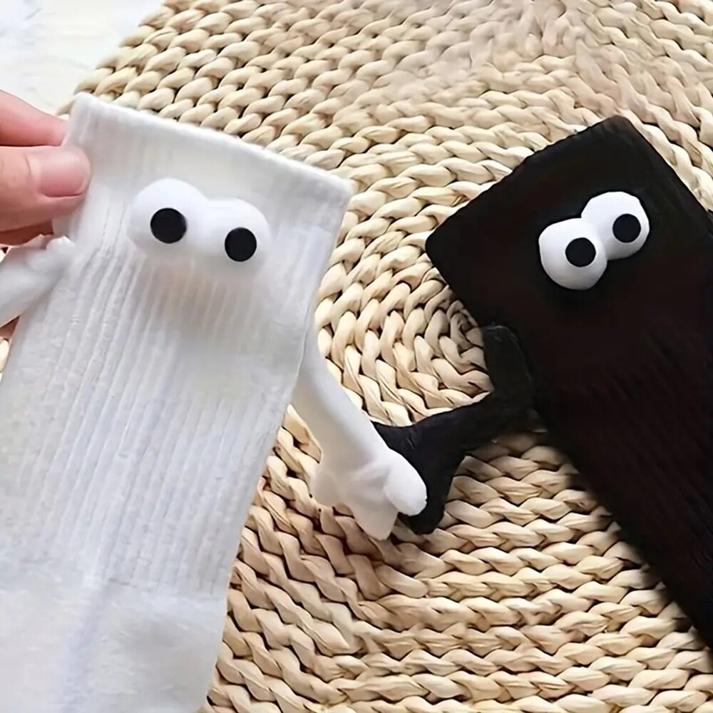 2 paia di calzini a tubo centrale che assorbono il sudore creativi che possono tenere le mani amanti alla moda amici famiglia 3D Cartoon uomo donna calzini
