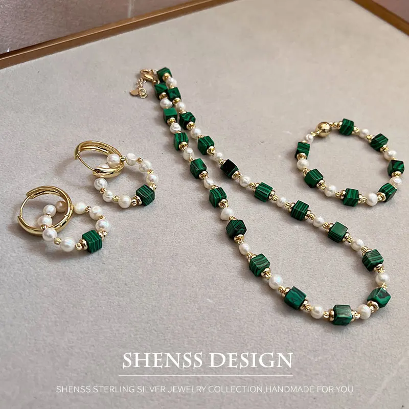 สร้อยคอมุกน้ําจืดธรรมชาติ สร้อยข้อมือมรกตสังเคราะห์ ต่างหู ชุบทอง 14K อุปกรณ์เสริม
