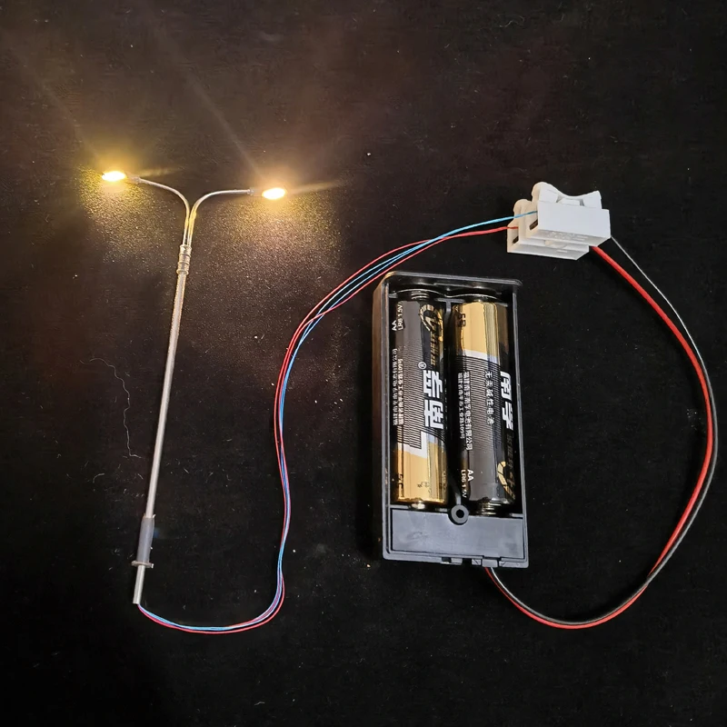 10/20/30/50PCS 1:87 Ho Maßstab Modell Lampen 3V Doppel kopf Led-leuchten Straße Licht Warm Weiß Autobahn/Parkplatz/Zug Layout