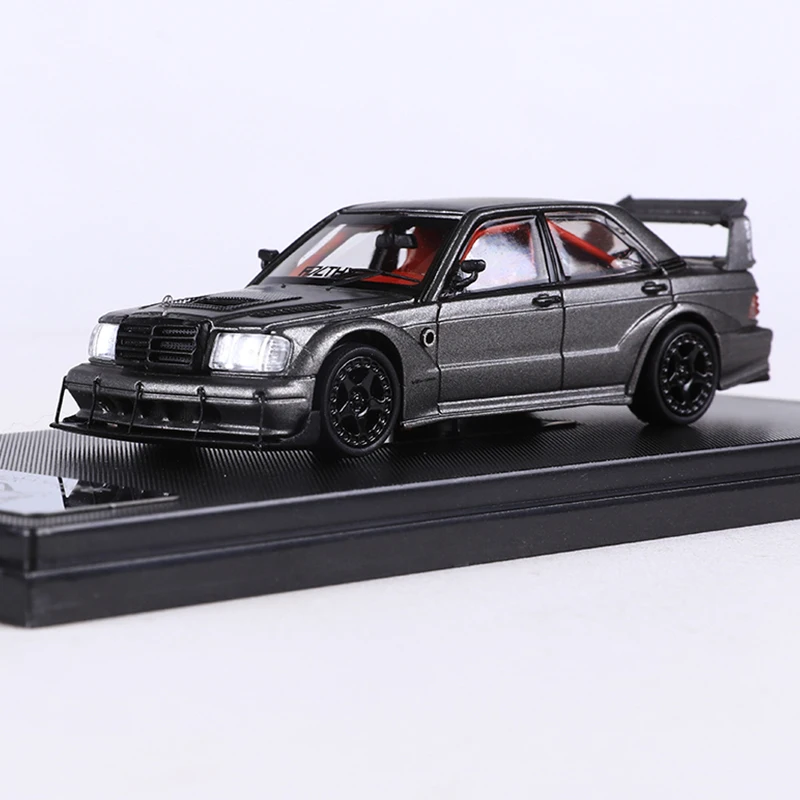 RM MODELO 1:64 190E W201 Coche modelo de aleación