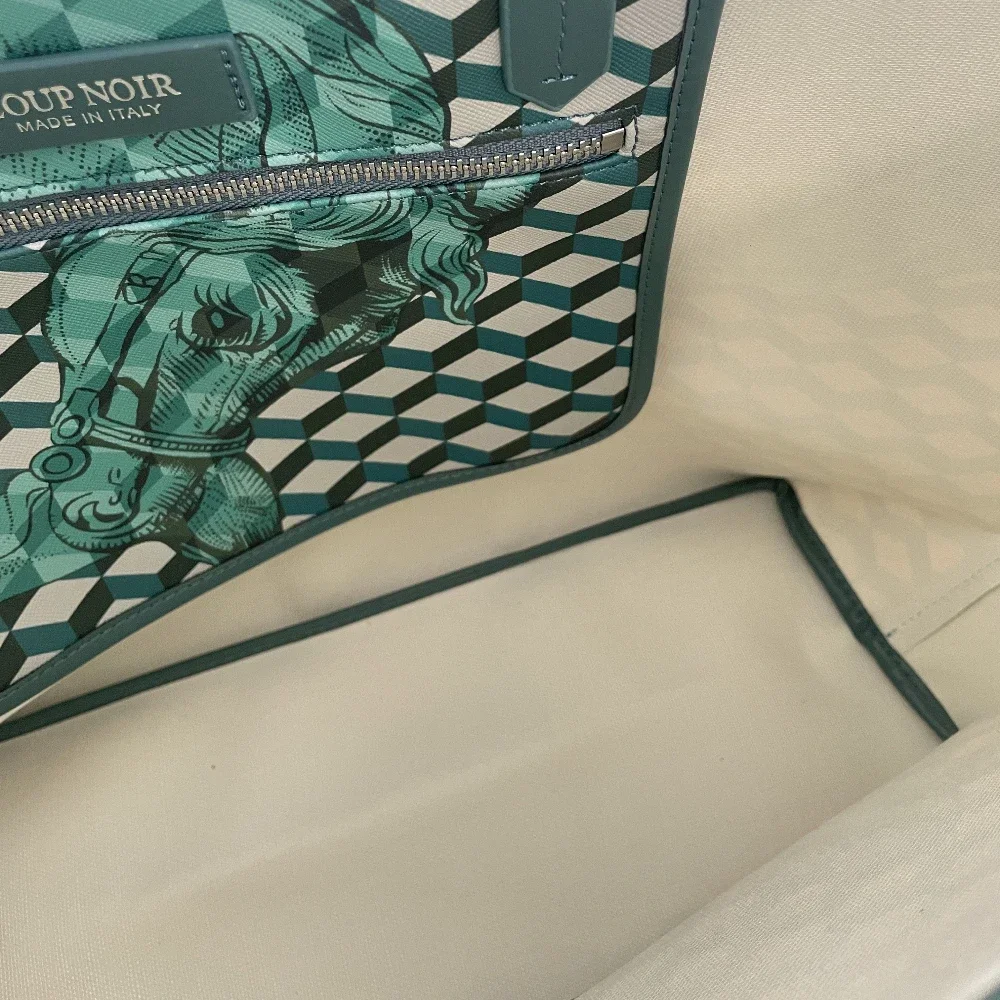 LOUP NOIR ใหม่สตรี Tote กระเป๋าคุณภาพสูงขนาดใหญ่ความจุกระเป๋าถือหญิงไหล่ผู้หญิง Noir กระเป๋าคุณภาพสูง Casual Totes Sac