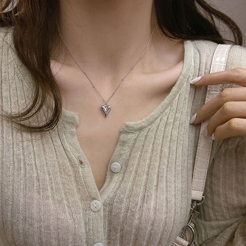 Colar de corrente com pingente de coração para mulheres, tendência elegante, gargantilha de pescoço para meninas, joias, presentes à prova d'água