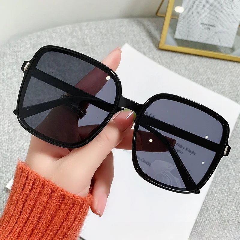 Übergroße quadratische Damenbrille – Retro-Modebrille mit rundem Farbverlauf, geeignet für die tägliche Fotografie