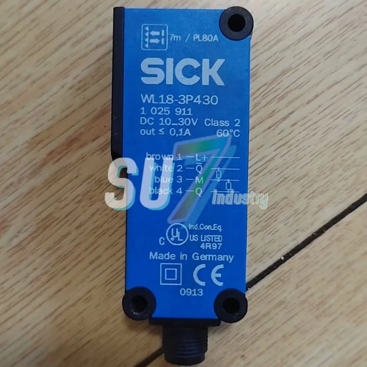 Photoelectric Switch    New In box   WL18-3P430 1025911    WT24-2B210 1016931   WT24-2B410 1016933