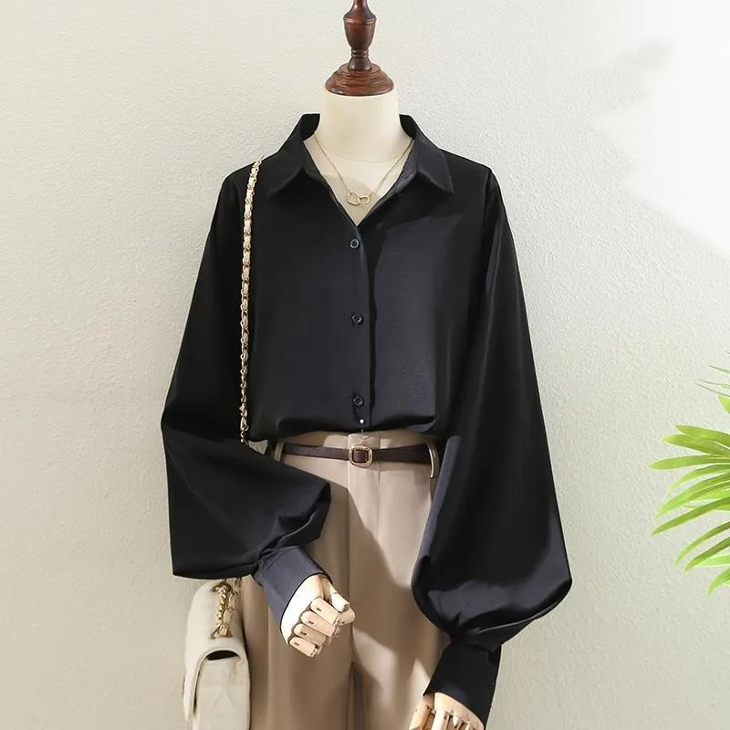 เสื้อผู้หญิงสีขาวสีดํายาวโคมไฟ Office Lady Temperament ฤดูใบไม้ร่วงฤดูหนาว Basic All-Match Design Chic หญิงใหม่