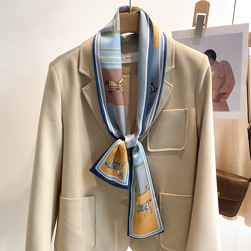 Nueva bufanda de seda pequeña a la moda para mujer, bolso con lazo, diadema con estampado de caballo, cinta para el pelo de estilo coreano, marca de lujo