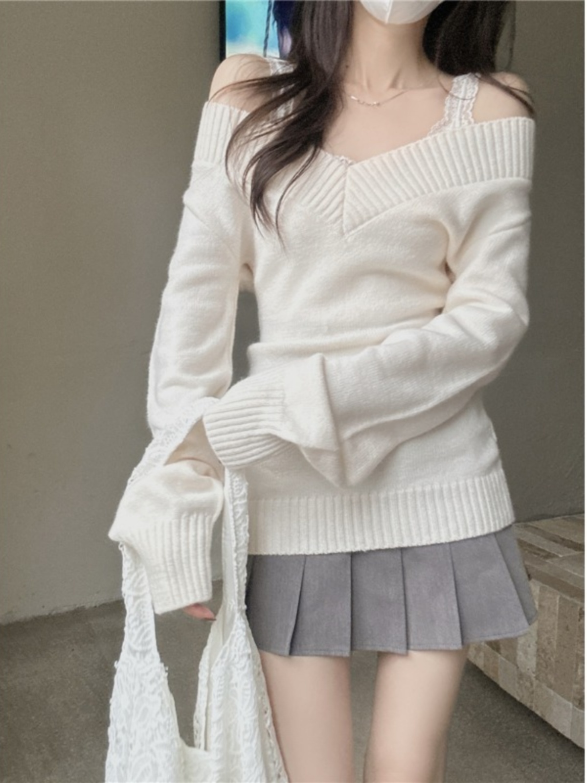 Retro V-Neck Slim Fit Long Sleeve Knitted Sweater Women's Spring New Sle Overhead Soft Versatile Top Ins Sle Commute