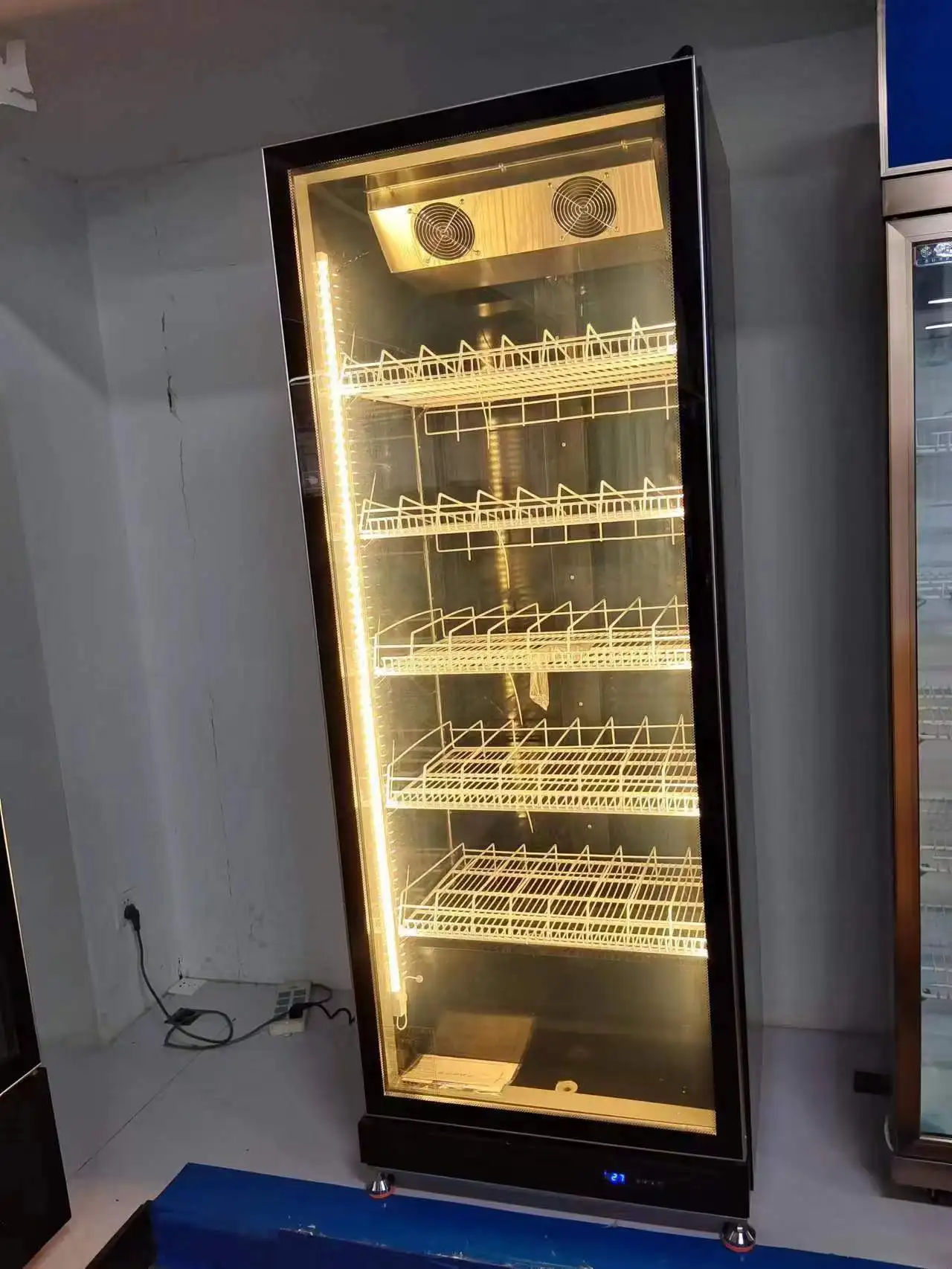 Commercial Refrigerator Glass Door Wine Beverage Coolers Countertop Wine Chiller In Bar