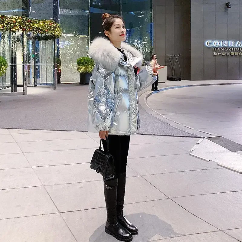 女性用の光沢のあるシルバーカラーのジャケット,フード付きコート,ファッショナブルなスパンコールジャケット,新しい冬2024