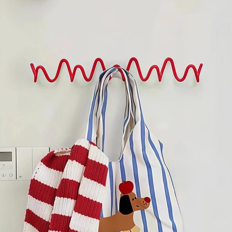 Creative Wave Coat Racks Minimalist ชั้นวางเสื้อผ้า Wall Organizer ไม้แขวนเสื้อห้องนั่งเล่นชั้นวางเสื้อผ้าภายในเฟอร์นิเจอร์