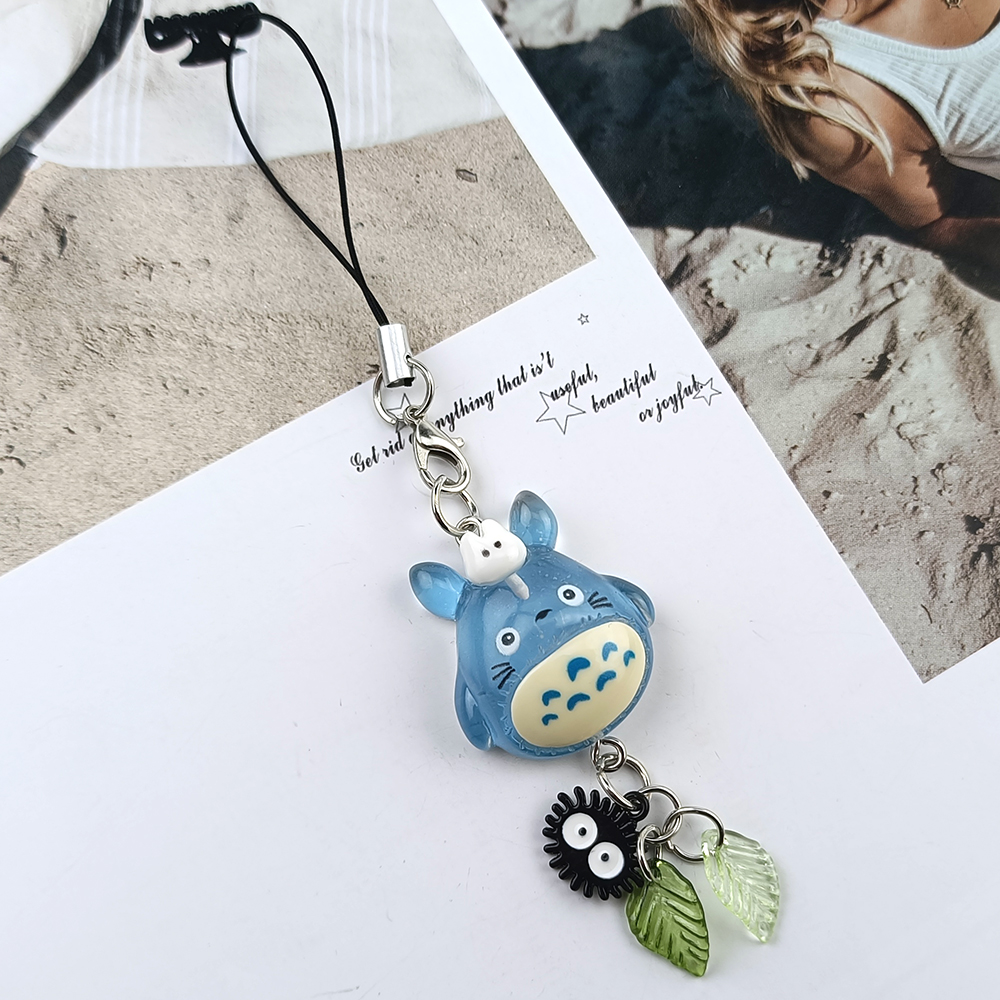 Kawaii Animal azul Totoro teléfono encanto hollín Sprite llavero bosque Anime gato Cosplay colgante accesorios hecho a mano regalo Y2K