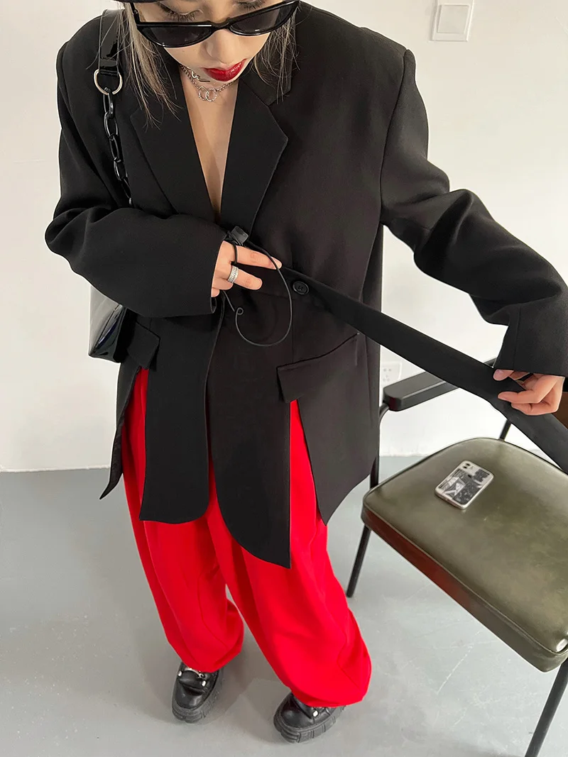 Blazers estilo rua feminino, design criativo, cintura com cinto, estilo europeu e americano com bainha dividida, nova chegada, 2024