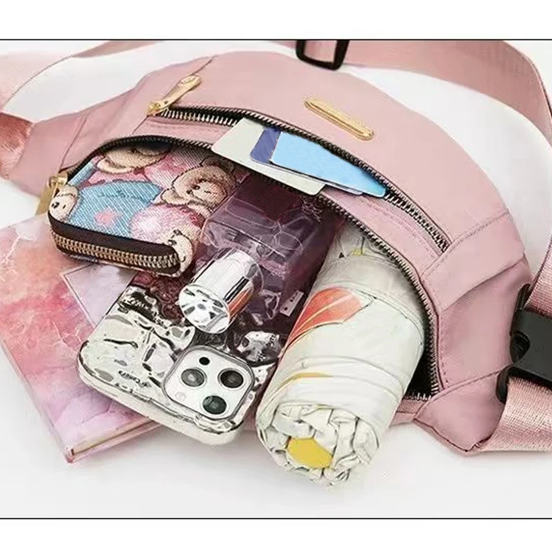 Borse in stile neutro: marsupi da uomo e da donna adatti per viaggi d'affari e turismo Materiale in nylon. Vari colori.