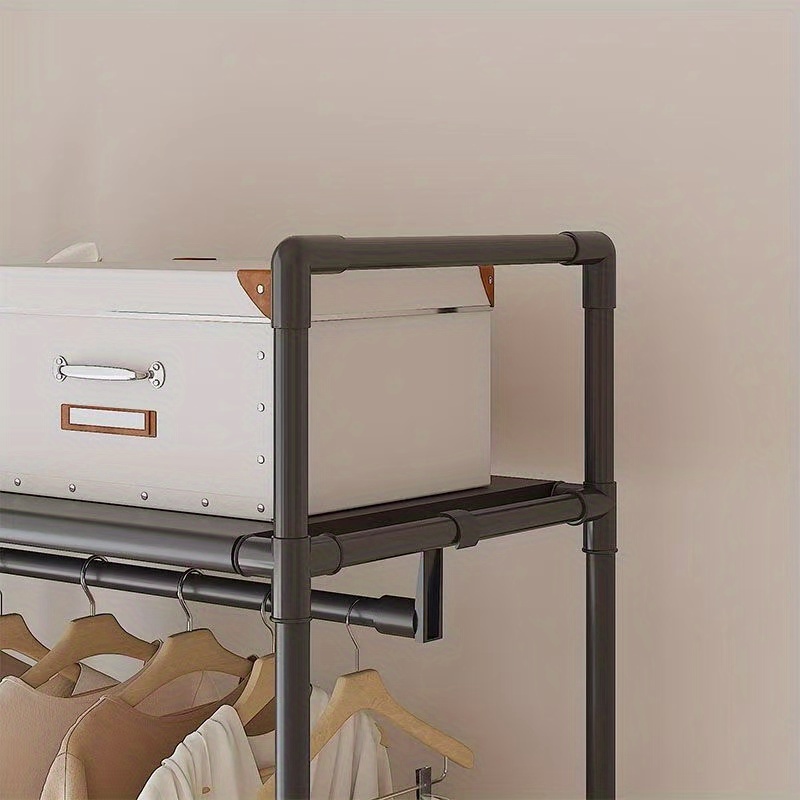 Stojak na ubrania z kółkami, haczykami i półkami - Organizer oszczędzający miejsce, trwały wolnostojący organizer na ubrania do sypialni