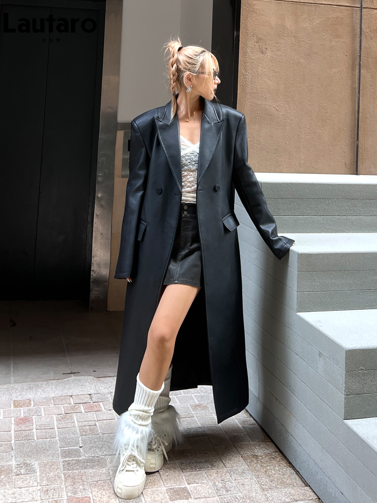 Lautaro 春秋エクストラロング黒ルース Pu レザートレンチコート女性のためのショルダーパッドダブルブレストフェイクレザーブレザー