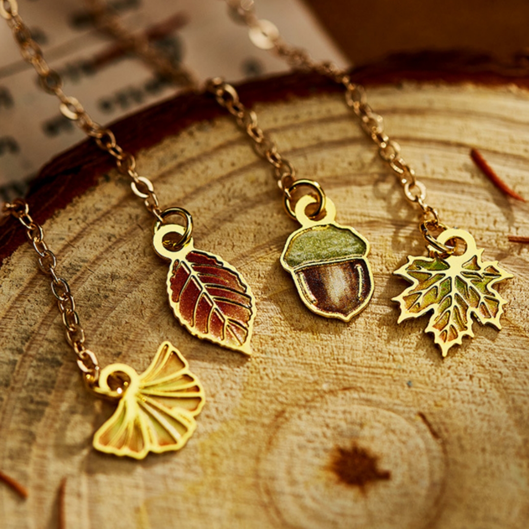 Exquisite Leaf Metal Bookmark with Metal Chain Pendant Maple Apricot Leaf Book Markers Reading Accessories Student Stationery