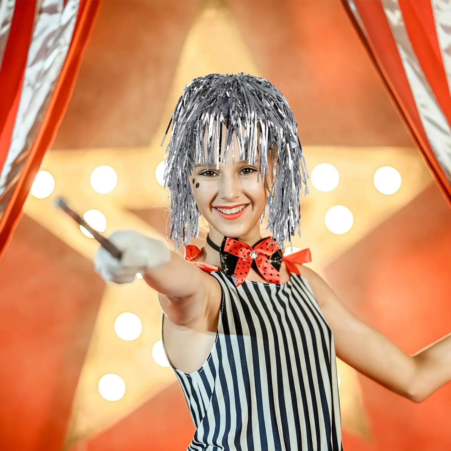 6 แพ็ค Shiny Glamorous Party Wigs, แต่งกายคอสเพลย์เครื่องแต่งกายสําหรับ Masquerade Party ผู้ใหญ่ผู้ชายผู้หญิงเทศกาลตกแต่ง Helloween