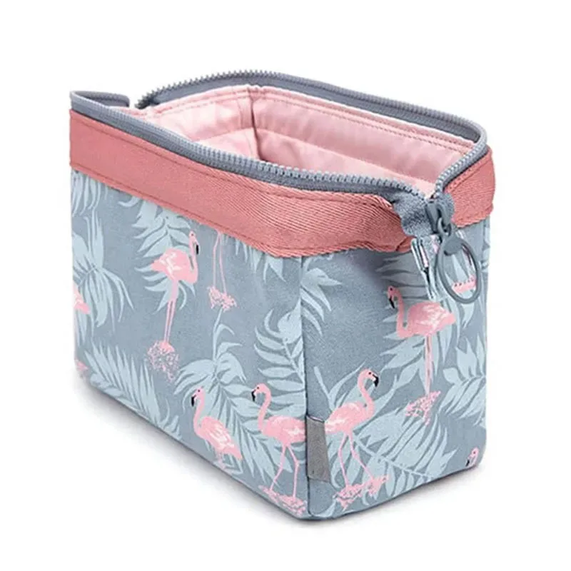 Neue Mode Kosmetik Tasche Frauen Wasserdichte Flamingo Make-Up Taschen Reise Veranstalter Kultur Kits Tragbare Make-Up Taschen Kosmetikerin