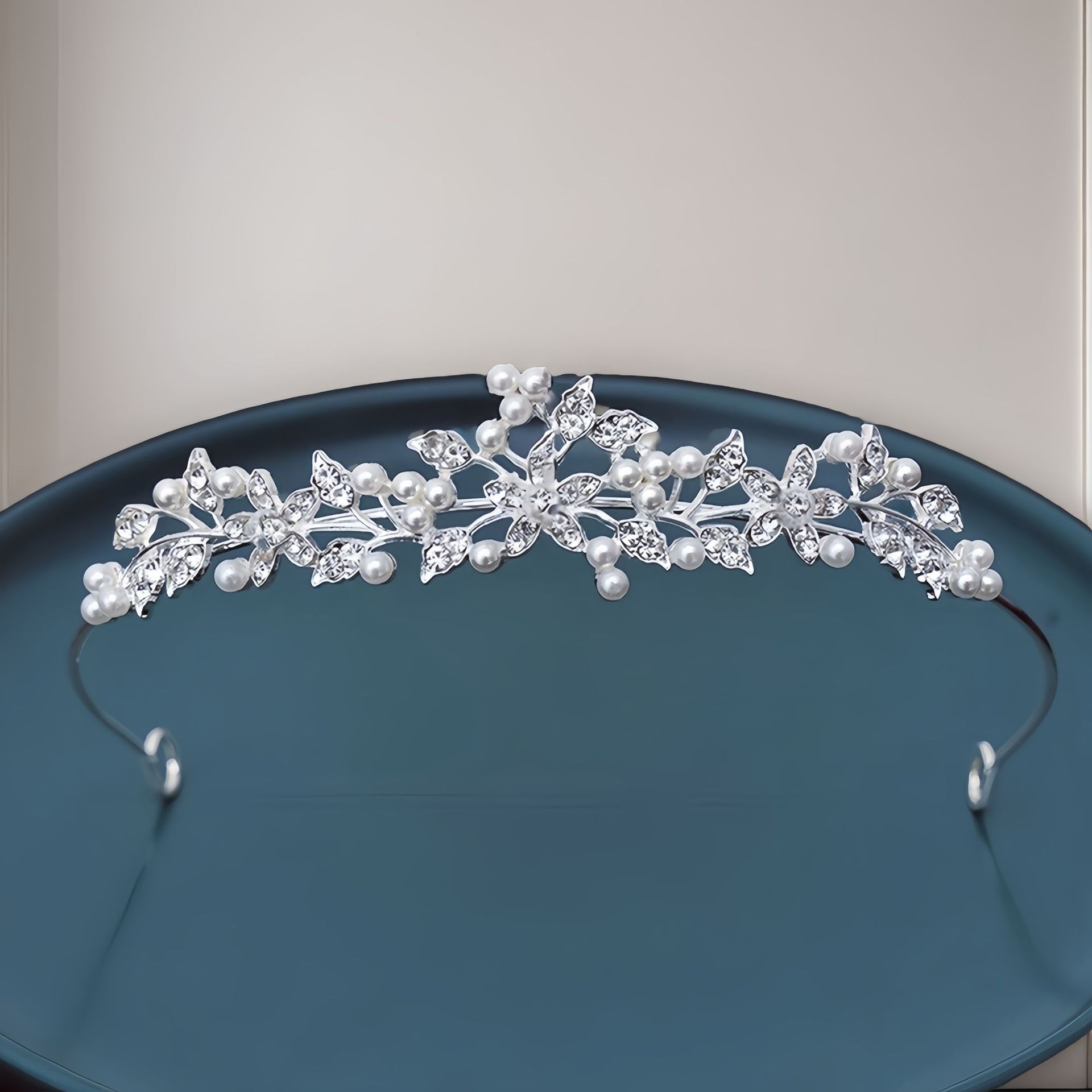 Bride Pearl Crown Headband Diamond Hair Accessories Alloy Rhinestone Princess Wedding Headband Bridal Headpieces Bride Crowns