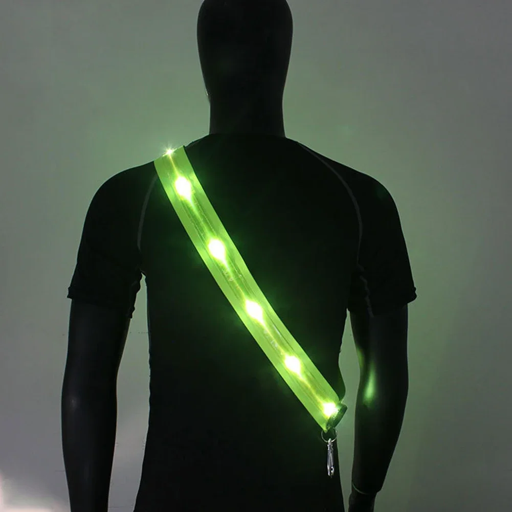 Cinghie riflettenti spallacci a LED da ciclismo ricaricabili per uomo donna sicurezza notturna escursionismo all'aperto Jogging Walking Light Gear