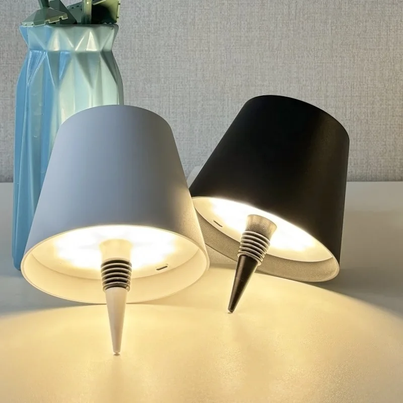 Luz LED inalámbrica para botella de vino, jarrones recargables, lámpara de mesa, Interruptor táctil, luz nocturna para cafetería, Bar, Club, Hotel, restaurante, decoración