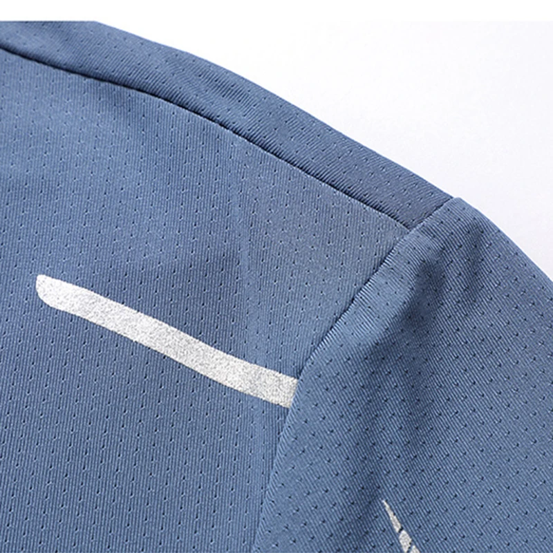 CHRLCK Men's Running Quick Drying เสื้อยืด Breathable เดินป่าตกปลา Tees ความยืดหยุ่นนุ่มกีฬากลางแจ้งสั้นเสื้อฤดูร้อน