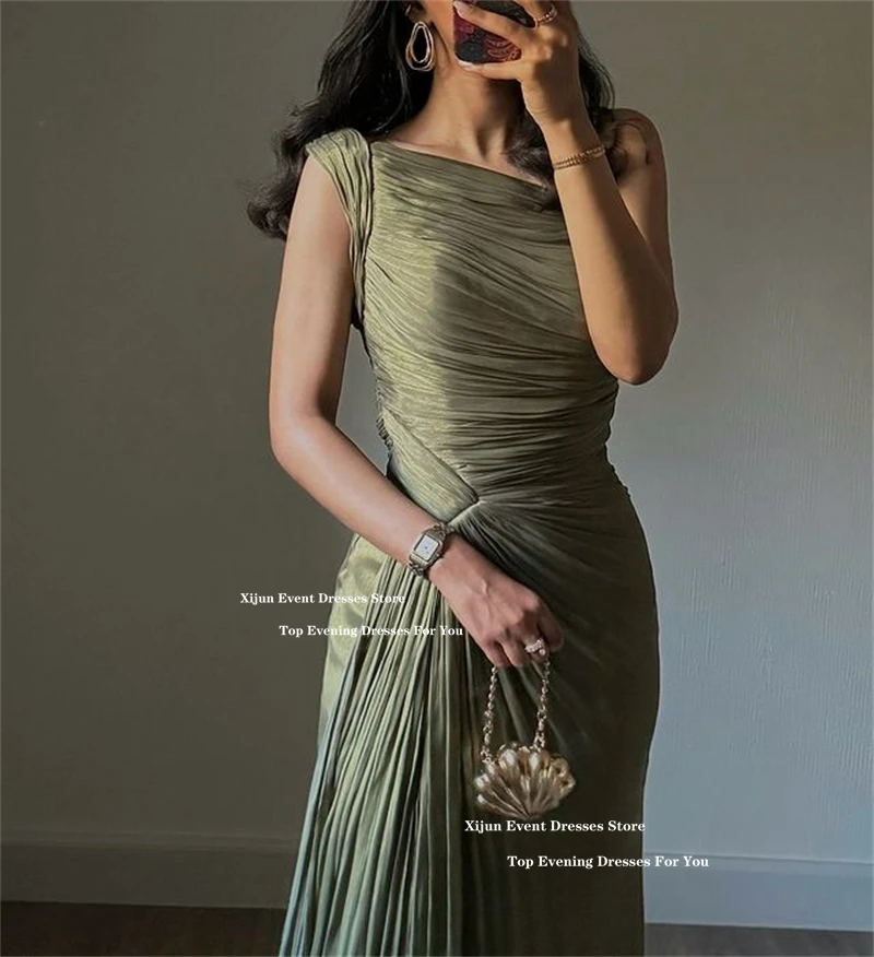 Xijun Elegant สีเขียวชุดราตรียาวแขนกุดจีบ A-Line ชุดราตรีผ้าไหมซาตินอย่างเป็นทางการโอกาสพรหมชุดที่กําหนดเอง