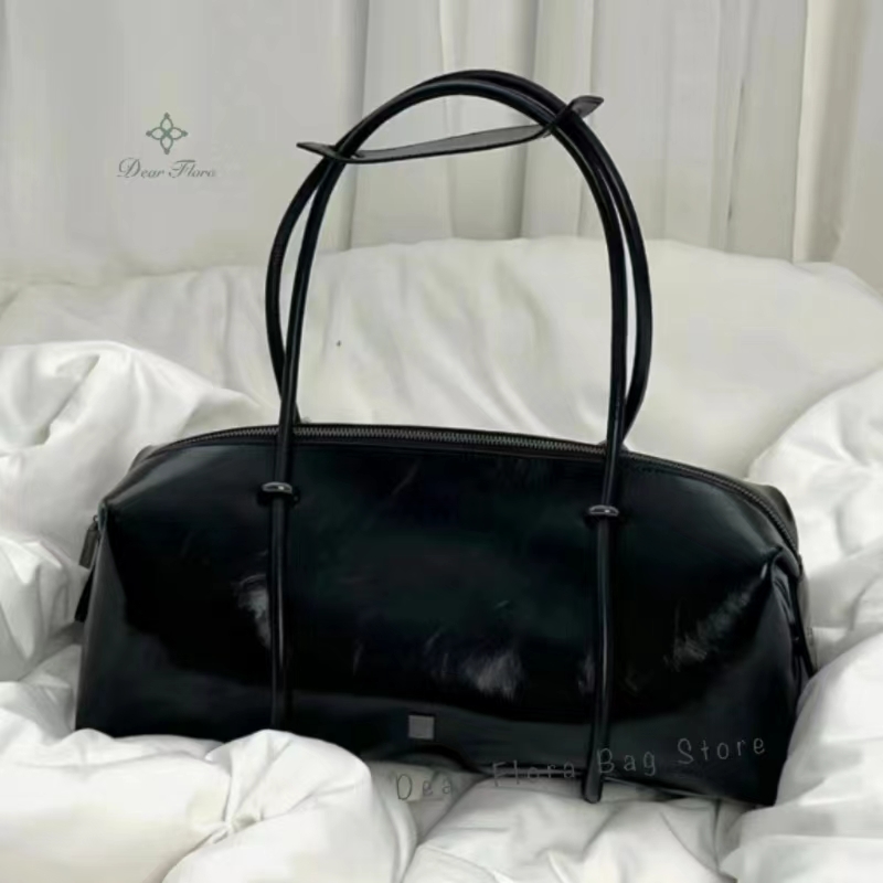 Y2K レディースバッグ大容量ボストン枕ハンドバッグスパイシーガールファッションオートバイショルダーバッグヴィンテージ大容量トートバッグ