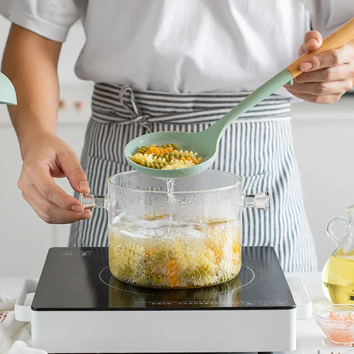 NEUE Silikon Spatel Antihaft-pfanne Holzgriff Silikon Gemüse Hitzebeständige Silikon Kochspatel Löffel Küchenwerkzeug