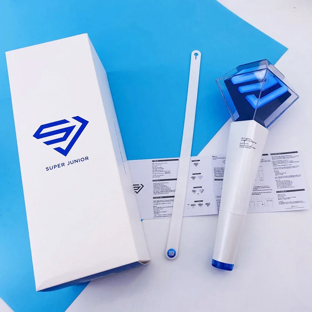 KPOP Super Junior Lightstick Ver.2 mit Bluetooth Glow Hand Light Konzert Cheer Superjunior Light Stick Lampe Fans Collection Spielzeug