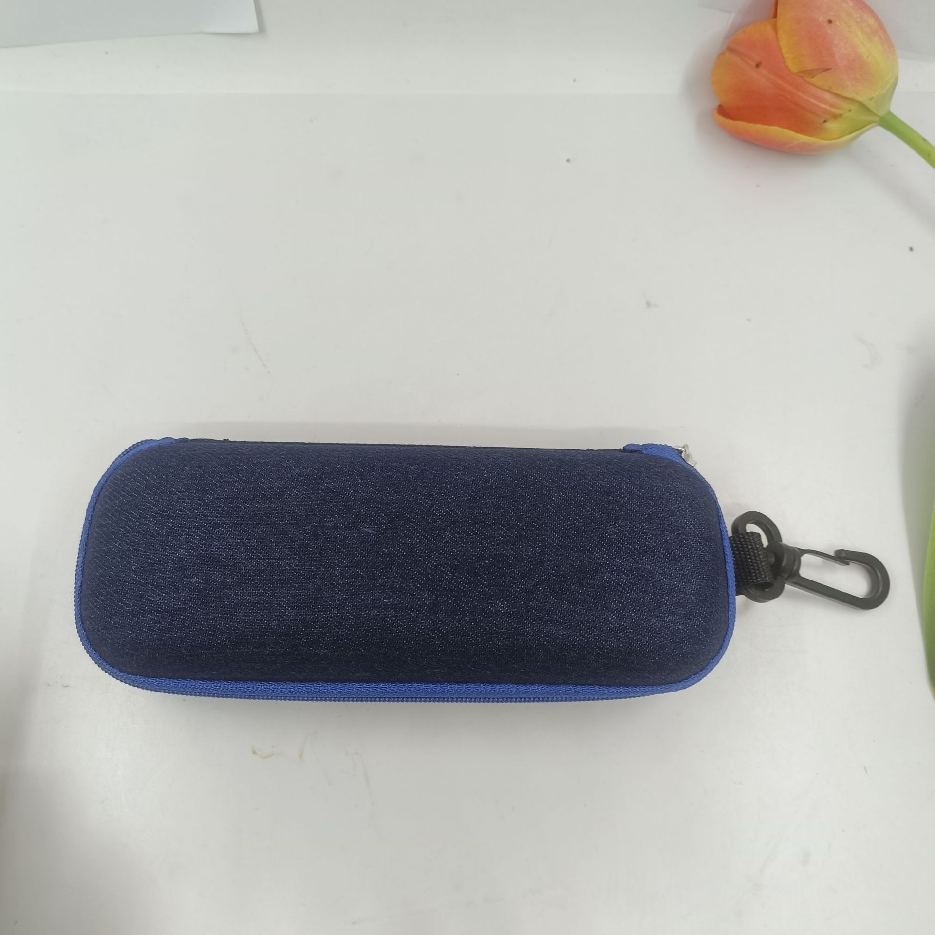 1PC  2025 New EVA Oxford Cloth Pressure resistant Sunglasses Box Zipper Bag Hook Black