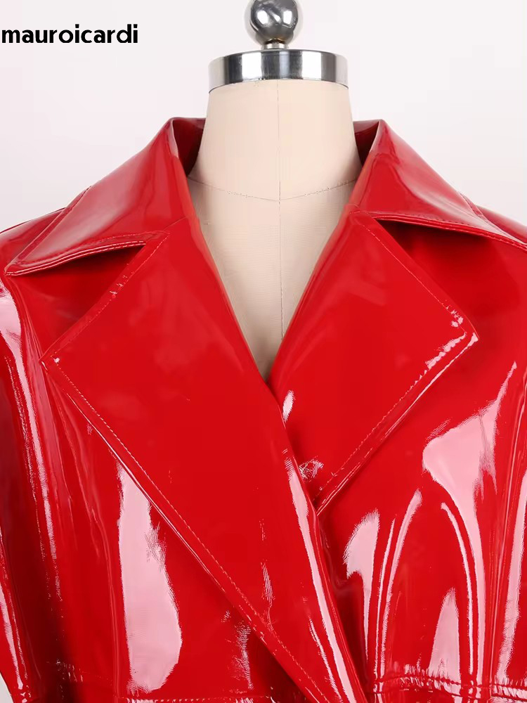 Mauroicardi Frühling Herbst Lange Wasserdichte Glänzende Reflektierende Schwarz Patent Leder Kokon Mantel Frauen Schärpen Luxus Designer Kleidung