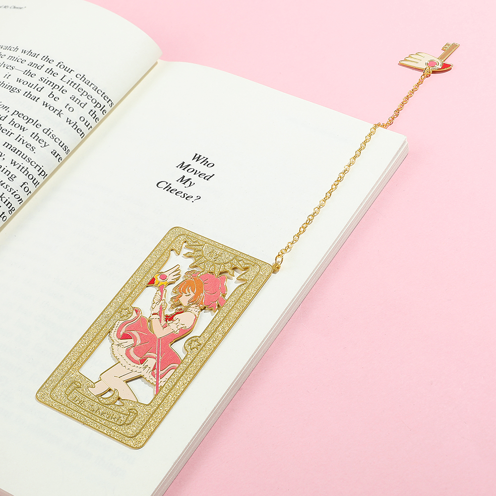 1ชิ้นอะนิเมะการ์ดแคปเตอร์หนังสือซากุระสมุดสะสมอะนิเมะแฟนๆที่คั่นหนังสือโลหะเชอร์รี่สำหรับคนรักหนังสือเครื่องเขียนอุปกรณ์การเรียน
