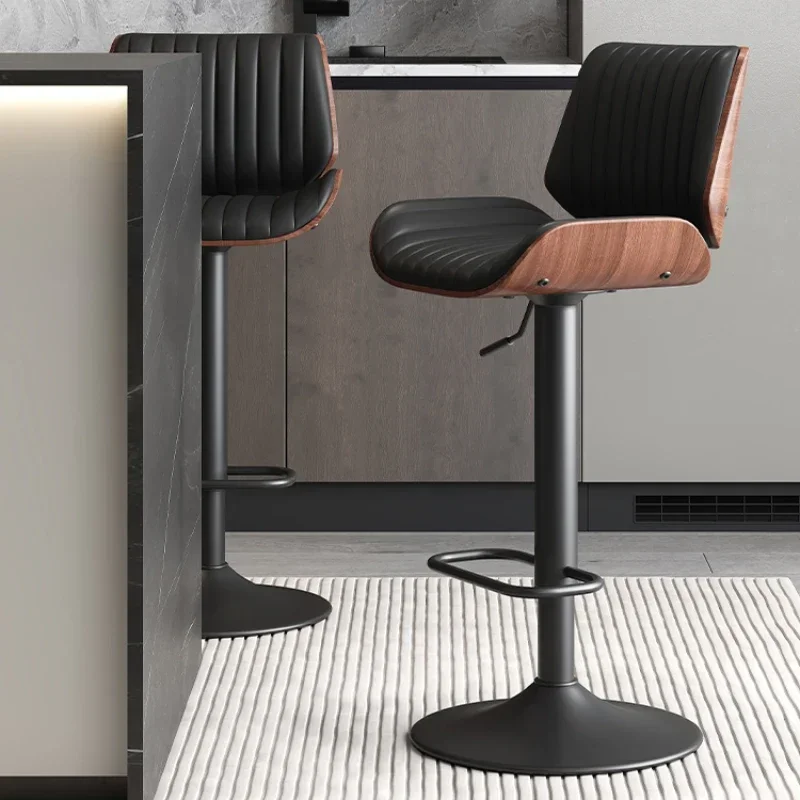 Silla de Bar de madera maciza de lujo, taburete de Bar de cuero nórdico para el hogar, plataforma de isla, diseñador, silla Simple moderna, bancos para Barra de cocina
