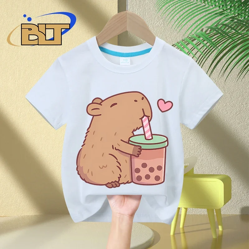 น่ารัก Capybara รัก Bubble Tea พิมพ์เสื้อยืดเด็กฤดูร้อนเด็กแขนสั้นเสื้อลําลองเด็กชายและเด็กหญิงของขวัญ