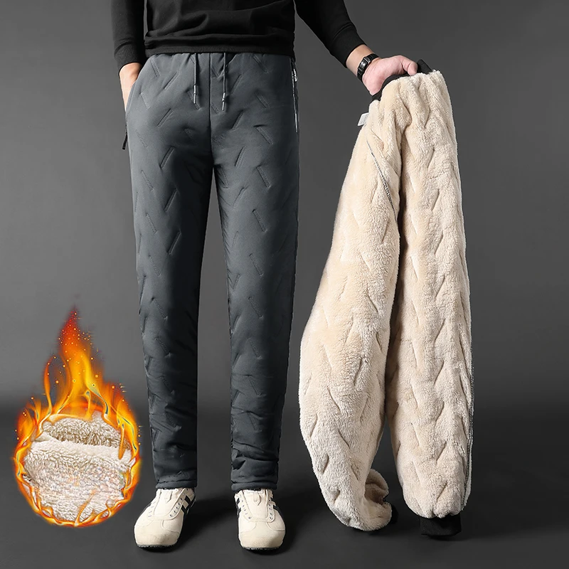 Pantaloni invernali in cotone pile di agnello Design alla moda Pantaloni sportivi antivento caldi di mezza età e anziani slim fit Pantaloni a gamba dritta