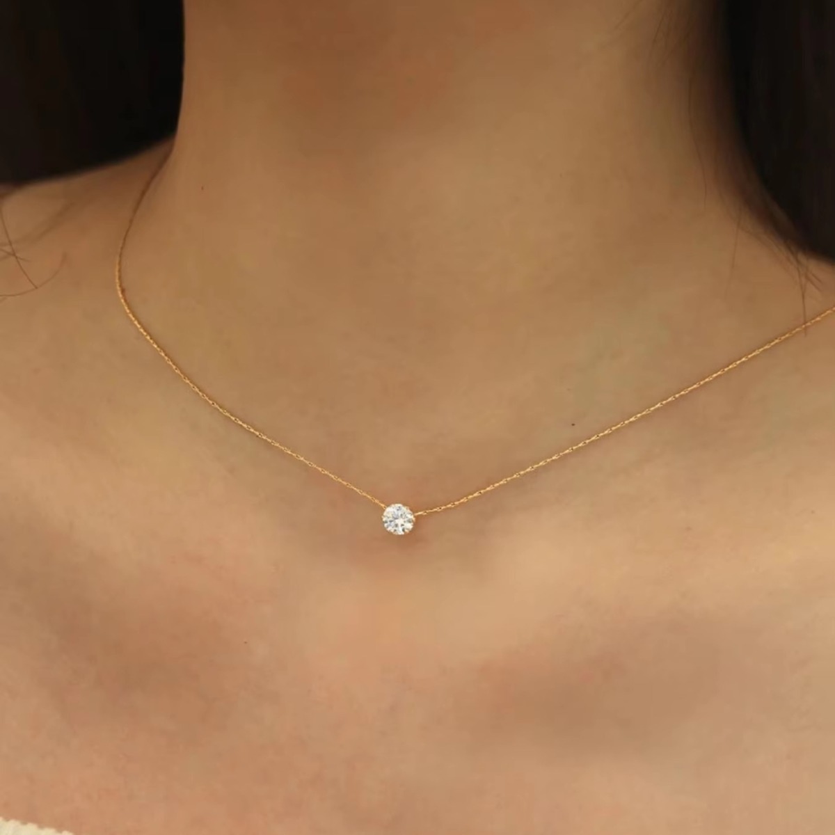 Ultra-simple Stainless Steel Golden Wire Chain Advanced Sense Inlaid Necklace Women's Clavicle Chain Niche Luxury Does Not Fade