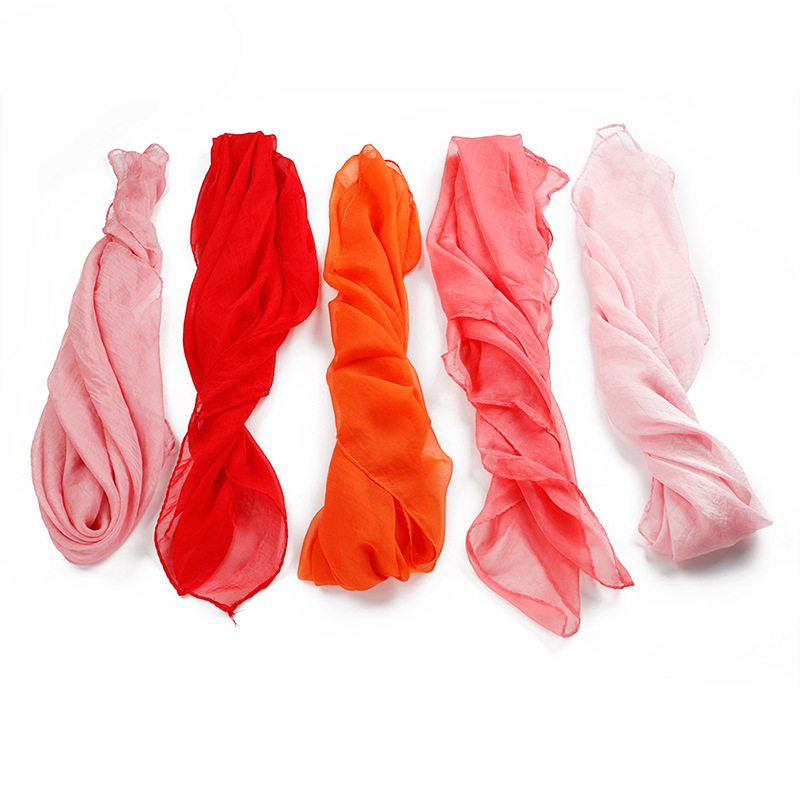 新しい 70 × 70 センチメートルシミュレーションシルクスカーフ女性の多用途小さな正方形固体シフォンスカーフガーゼスカーフパーティーギフト
