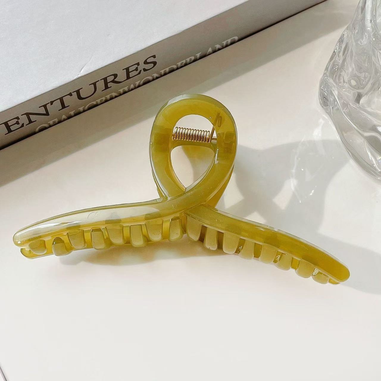 LOVELLO อะคริลิคผม Claw 13 ซม.ขนาดเกาหลีออกแบบสําหรับผู้หญิงผมยาวสามสีผมคลิปอุปกรณ์เสริมคุณภาพสูง