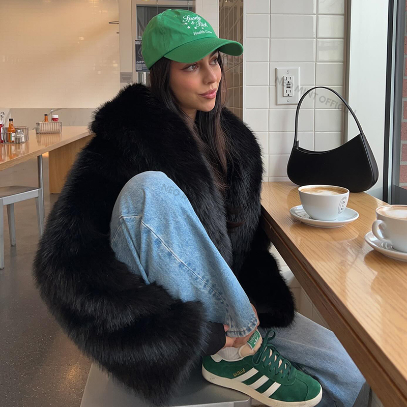 Neo Mint Street Fashion Szalowy kołnierz Faux Fox Fur Coat Women 2024 Winter Cool Girls Black Short Fur Jacket Vintage Chic Overcoat