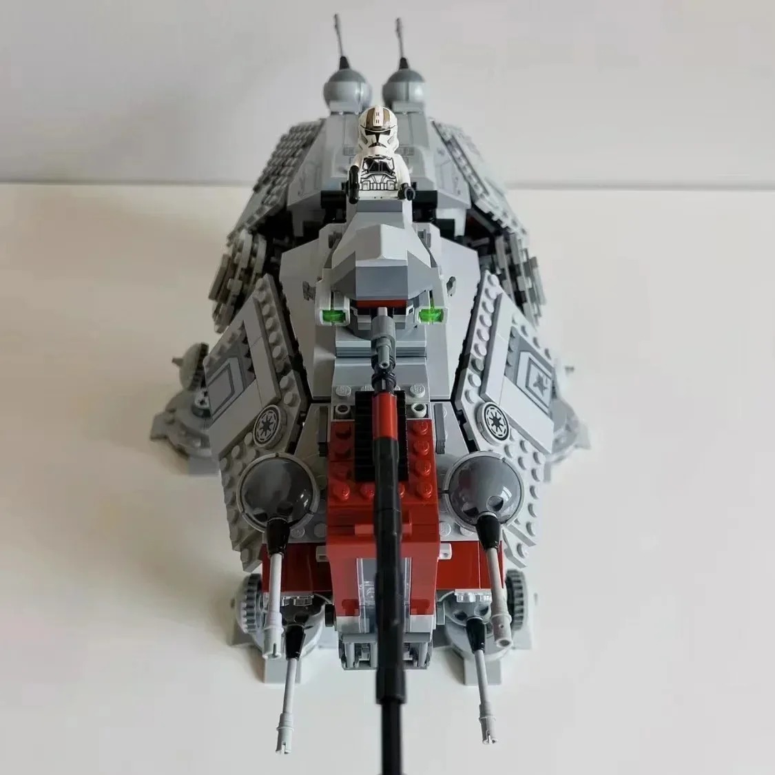 Miniso Disney Star Wars All Terrain Tactical Actuator AT-TE Walker 75337 Model Building Kit Self-locking Bricks ChristmasGift