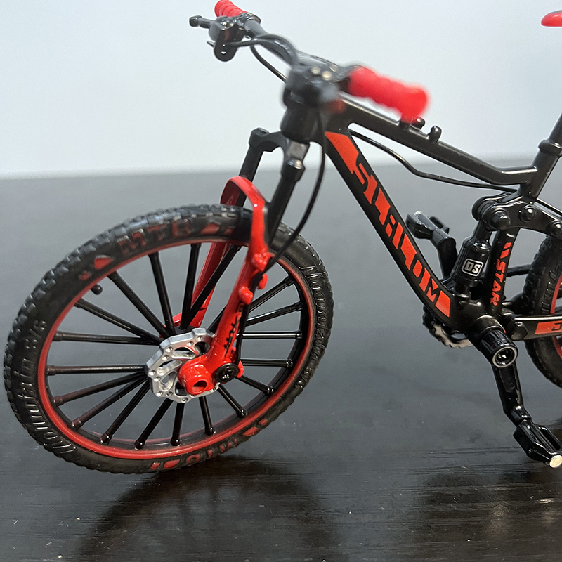 1:10 Mini modèle alliage vélo moulé sous pression montagne doigt course rouge vélo adulte Simulation Collection cadeaux jouets pour garçons 14 +
