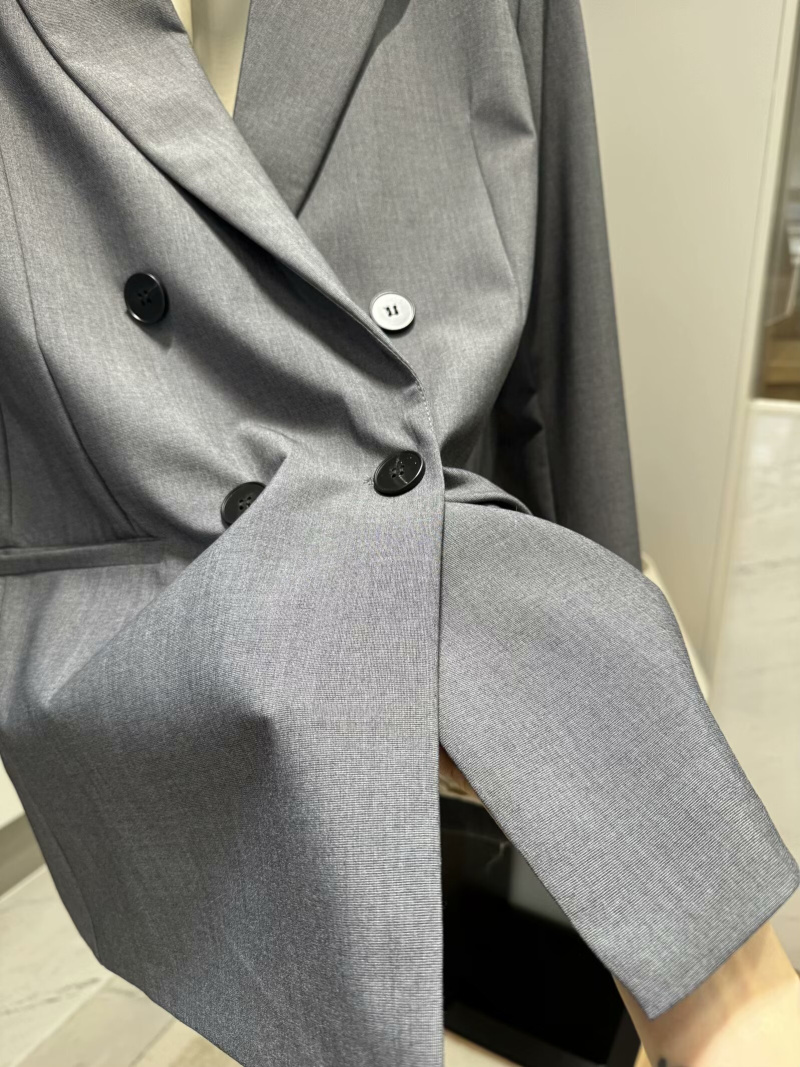 ETJ 2025 Conjunto de novo terno feminino de primavera com blazer cruzado acolchoado no ombro e calças largas plissadas de cintura alta