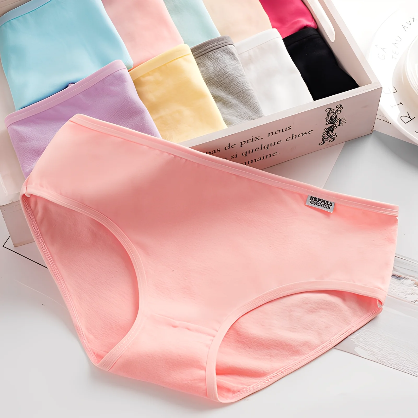 Ropa interior de Color caramelo para mujer, bragas cómodas de algodón de alta calidad a media cintura, transpirables, amigables con la piel, calzoncillos de talla grande suaves