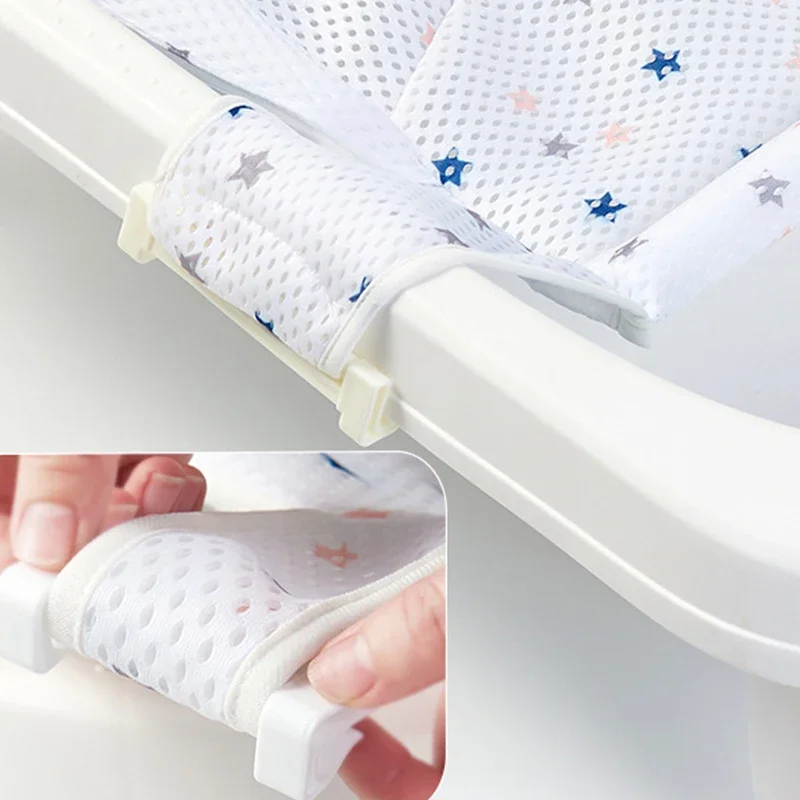 Babybadje Net Mat Kinderen Pasgeboren Verstelbaar Badkussen Zitkussen Kruisvormig Antislip Bad Douche Wieg Bed Zitting