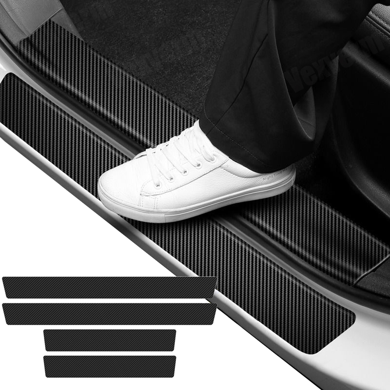 4 ชิ้นหนารถประตูแผ่นสติกเกอร์ป้องกันคาร์บอนไฟเบอร์หนังรถสติกเกอร์ Sill Scuff Cover Anti Scratch Decal