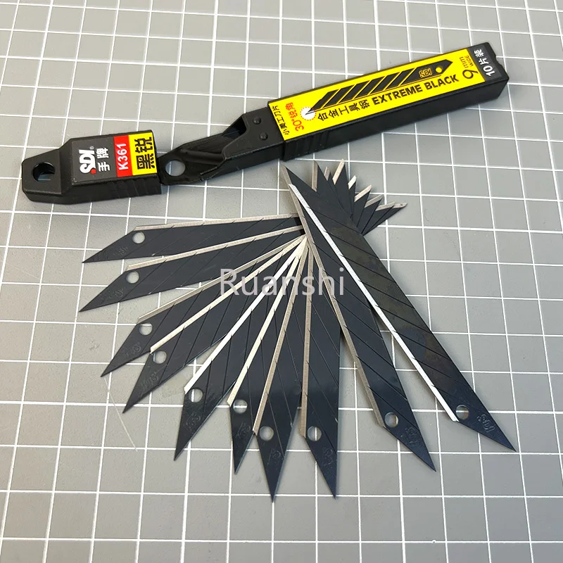 Lama artistica piccola SDI da 9 mm Lama nera ad angolo nitido da 30 gradi Lama per incisione con pellicola resistente all'usura per autoveicoli Coltello multiuso K361/1361